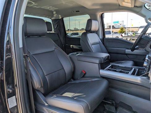 New 2026 Ford F250 Lariat w/ FX4 Off-Road Package image 25