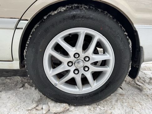 Used 2001 Toyota Camry LE image 10