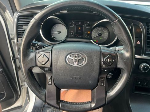 Used 2019 Toyota Sequoia TRD Sport image 12