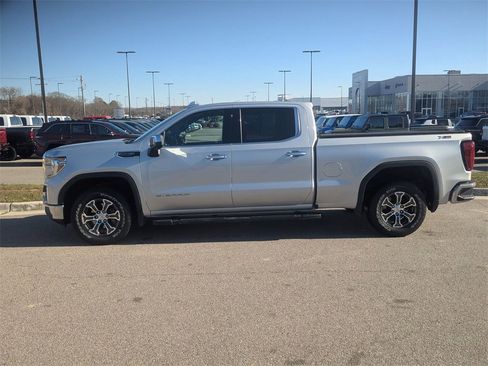 Used 2019 GMC Sierra 1500 SLT image 2
