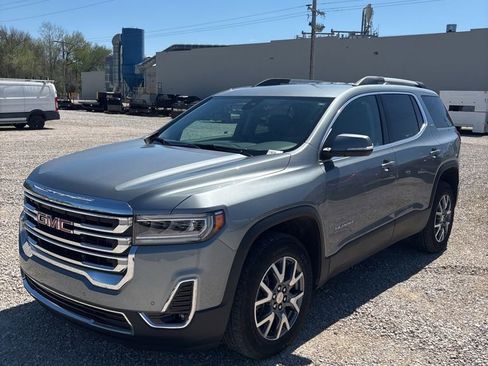 Certified 2023 GMC Acadia SLT image 1