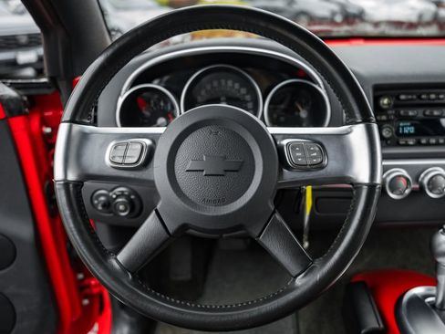 Used 2003 Chevrolet SSR w/ Preferred Equipment Group image 29