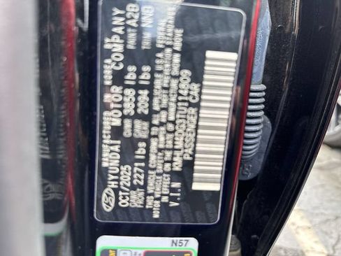 Used 2026 Hyundai Elantra Sport FWD image 27