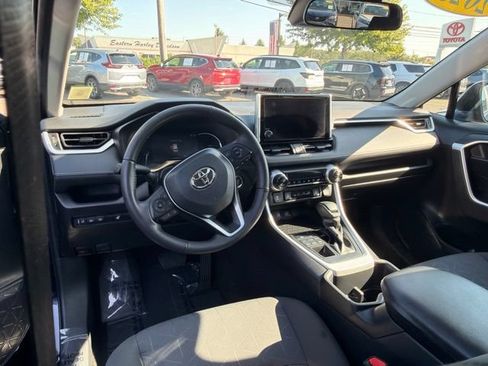 Certified 2023 Toyota RAV4 XLE w/ Convenience Package AWD/4WD image 8