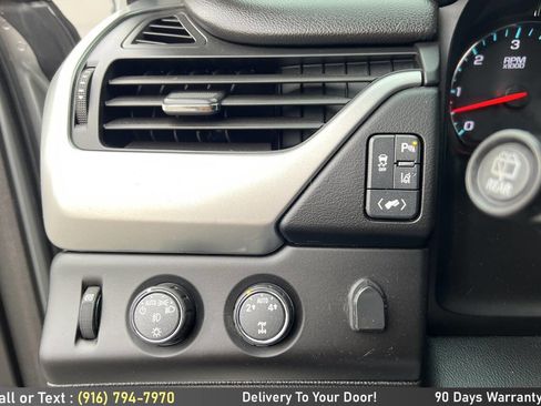 Used 2015 Chevrolet Tahoe LTZ image 29