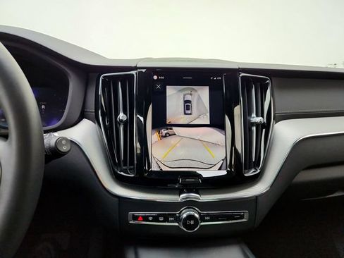 Used 2024 Volvo XC60 T8 Ultimate w/ Protection Package Premier AWD/4WD image 25