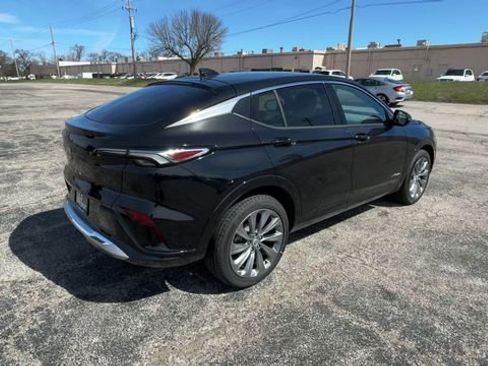 New 2026 Buick Envista Avenir image 8
