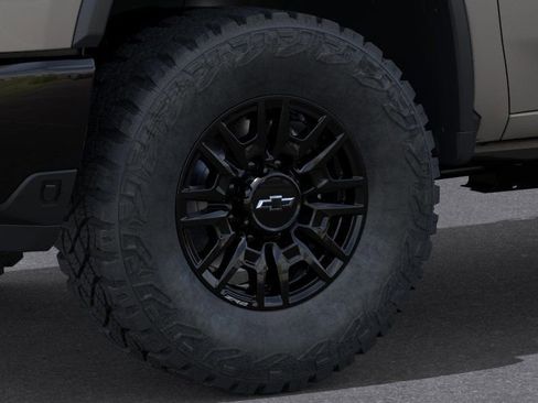 New 2026 Chevrolet Silverado 2500 ZR2 AWD/4WD image 9