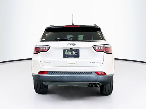 Used 2018 Jeep Compass Limited image 7