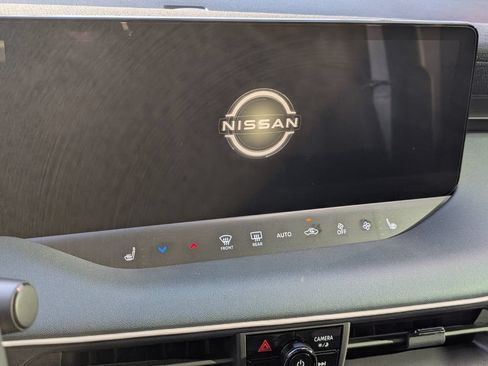 New 2026 Nissan Leaf SV+ w/ Floor Mat Package (SV+) FWD image 14