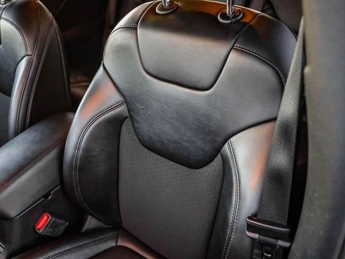 Certified 2021 Jeep Cherokee Latitude Plus image 24