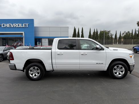 Used 2024 RAM 1500 Laramie AWD/4WD image 9