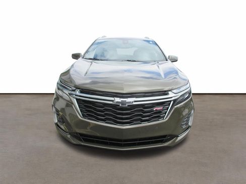 Used 2023 Chevrolet Equinox RS w/ LPO, Floor Liner Package FWD image 8
