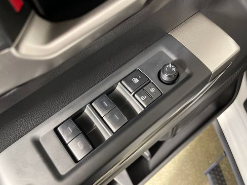 Certified 2025 Toyota Tundra SR5 AWD/4WD image 16