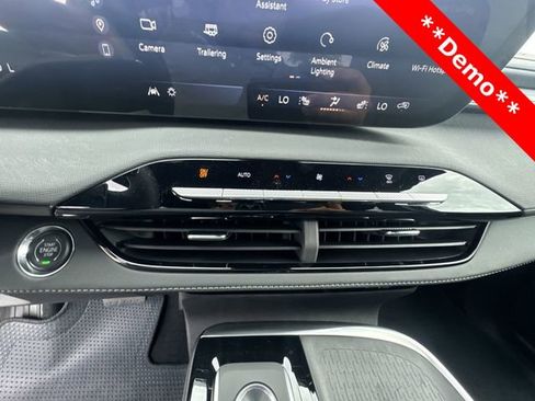 New 2026 Buick Enclave Sport Touring w/ Power Package image 18