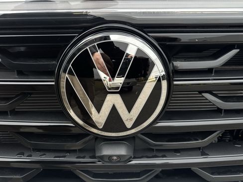 New 2026 Volkswagen Atlas SEL Premium R-Line image 32