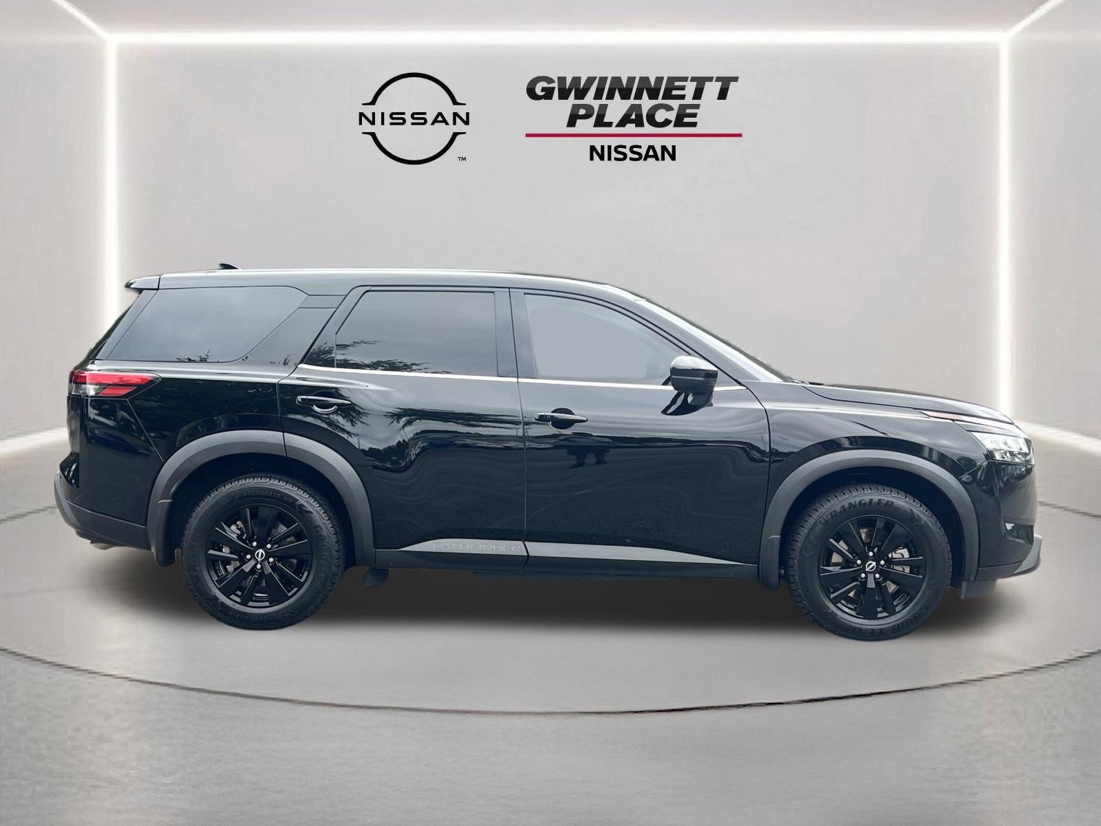 Certified 2022 Nissan Pathfinder S w/ Cargo Package FWD image 24