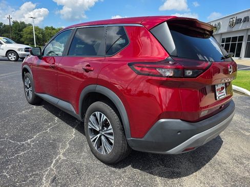 Used 2023 Nissan Rogue SV FWD image 8