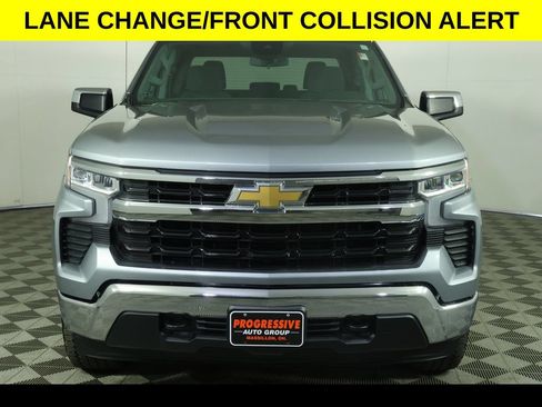 Used 2023 Chevrolet Silverado 1500 LT AWD/4WD image 9
