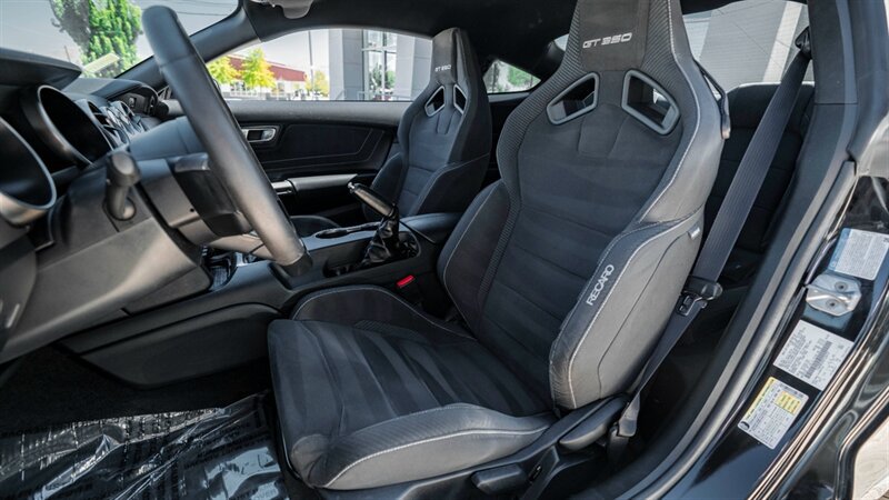 Used 2017 Ford Mustang Shelby GT350 w/ Electronics Package RWD image 16