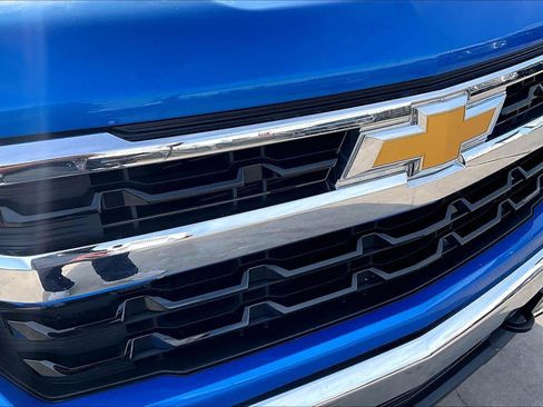 Used 2025 Chevrolet Silverado 1500 LT image 30