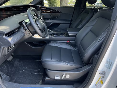 New 2025 Lincoln Nautilus Premier w/ Jet Appearance Package image 27