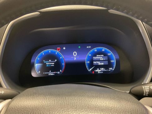 Used 2023 Toyota Highlander Limited image 16