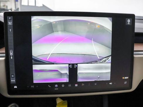 Used 2022 Tesla Model X image 6