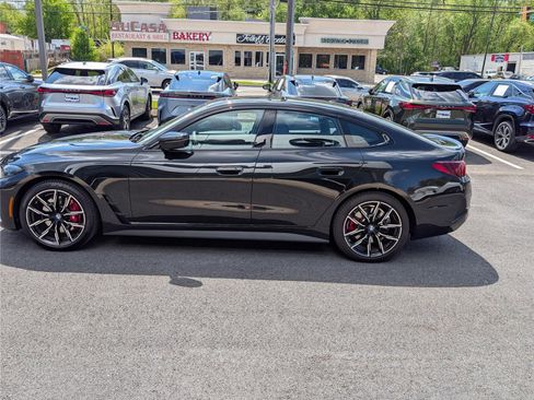 Used 2026 BMW 430i xDrive w/ M Sport Package AWD/4WD image 6