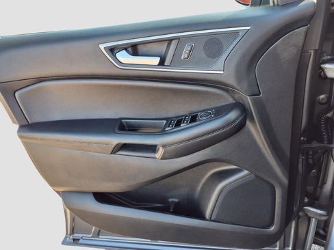 Used 2024 Ford Edge SEL w/ Convenience Package image 27