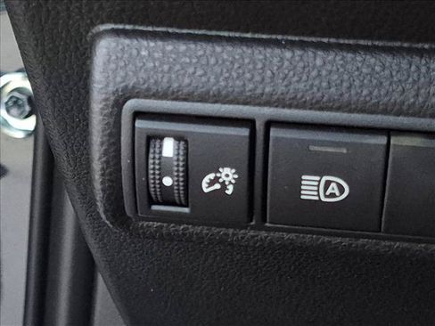 Used 2025 Toyota Corolla LE FWD image 13