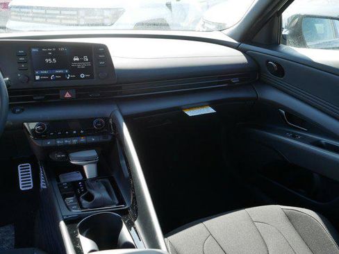 New 2026 Hyundai Elantra SEL Sport Premium FWD image 8