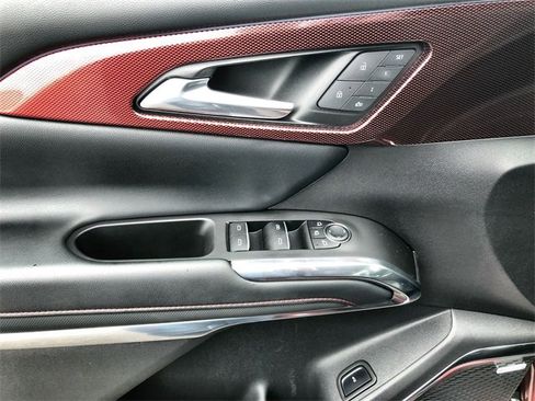 Used 2024 Chevrolet Traverse RS image 13