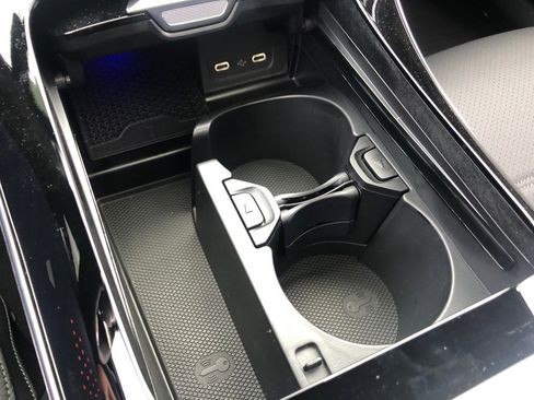 New 2026 Mercedes-Benz C 300 4MATIC Sedan image 32