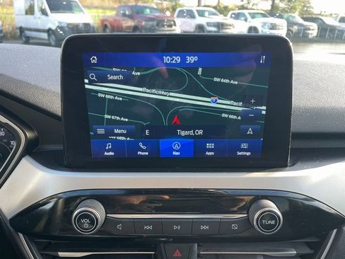 Used 2020 Ford Escape SE image 23