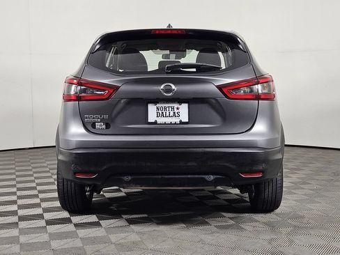 Used 2022 Nissan Rogue Sport S FWD image 4