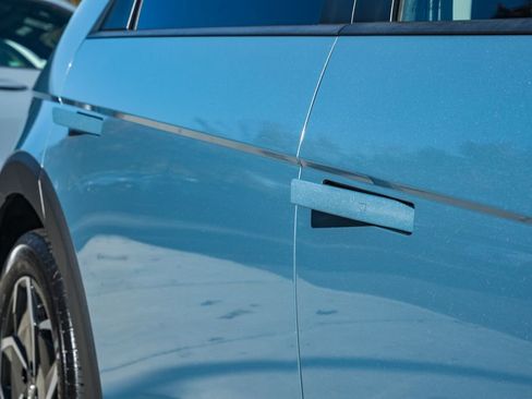 Certified 2024 Hyundai Ioniq 5 SE image 12