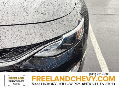 Used 2022 Chevrolet Malibu LT w/ Midnight Edition image 9