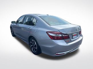 Used 2016 Honda Accord EX-L video 3