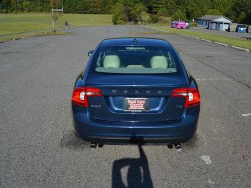 Used 2013 Volvo S60 T5 image 9