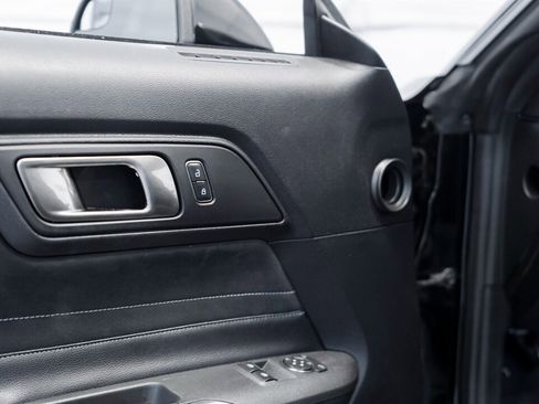 Used 2016 Ford Mustang Shelby GT350 image 24