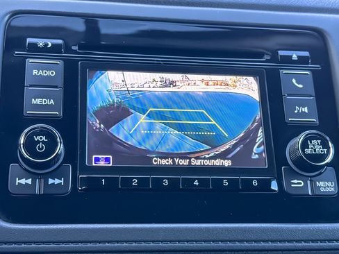 Used 2021 Honda HR-V LX image 23