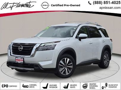 Certified 2025 Nissan Pathfinder SL
