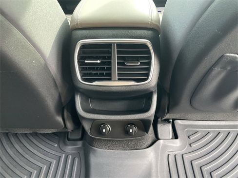 Used 2020 Hyundai Santa Fe SEL w/ Cargo Package image 14