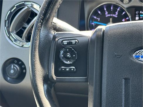 Used 2011 Ford F250 Lariat w/ Lariat Ultimate Pkg AWD/4WD image 22