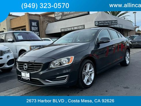 Used 2014 Volvo S60 T5 image 1