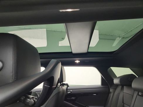 New 2026 Land Rover Range Rover Evoque S AWD/4WD image 18