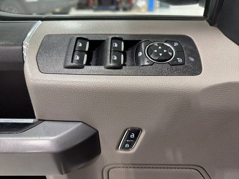 Used 2019 Ford F150 XLT w/ Trailer Tow Package image 22