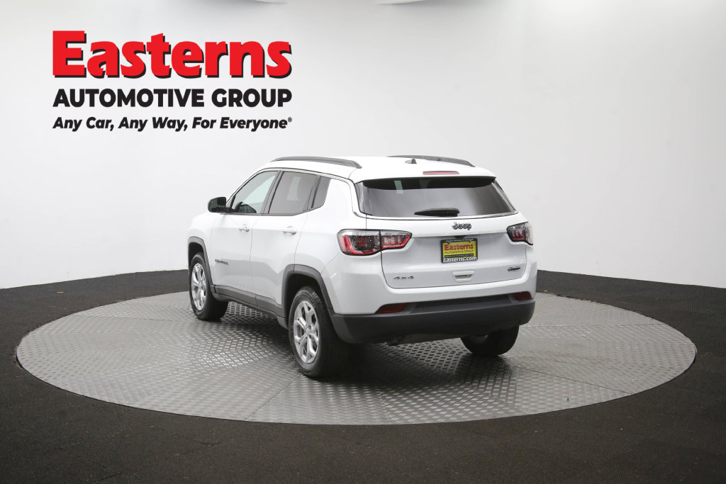 Used 2024 Jeep Compass Latitude AWD/4WD image 62