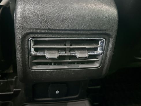 Used 2022 Lincoln Corsair FWD image 27